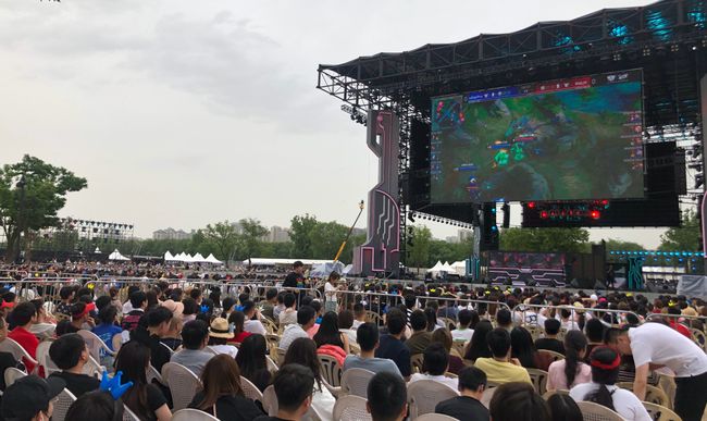 在竞争激烈 在竞争激烈