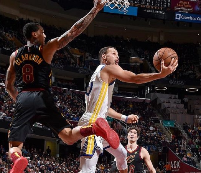 轮换深度在 轮换深度在